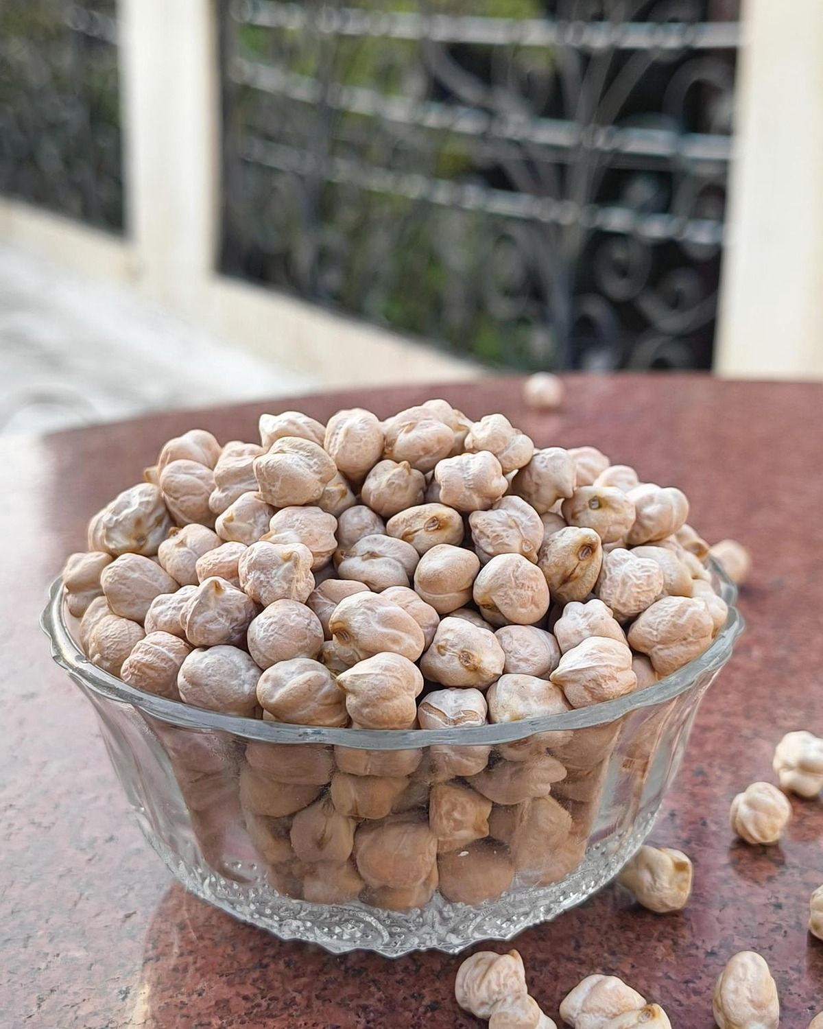 Premium large Kabuli Chana in glass bowl